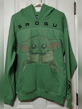 Star Wars Grogu Hoodie – Green – Sizes M & XXL – Relaxed Fit